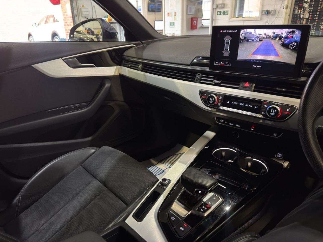 2023 AUDI A4 2023 AUDI A4