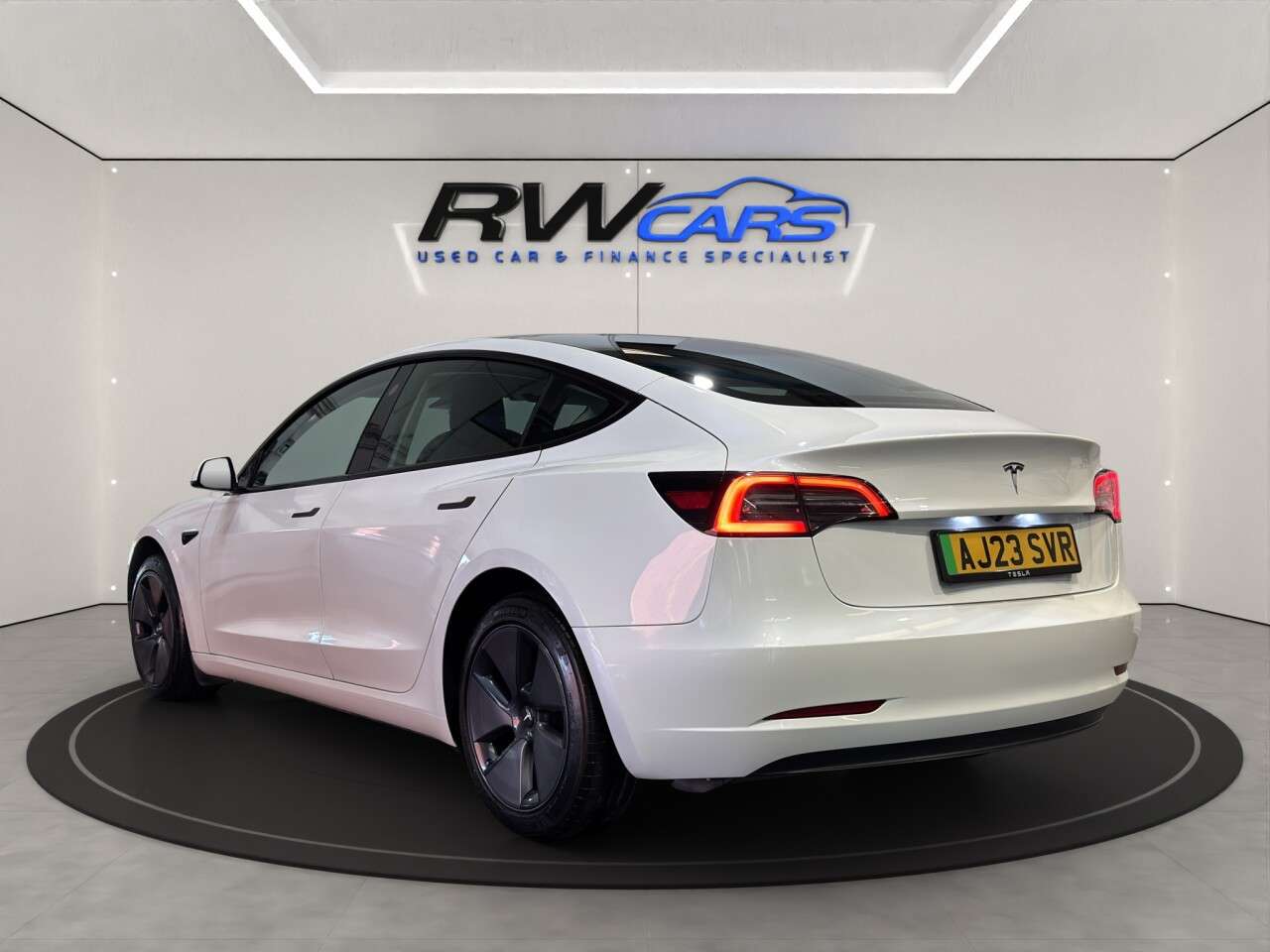 A 2023 TESLA MODEL 3 Long Range Saloon 4dr Electric Auto RWD (282 ps) A 2023 TESLA MODEL 3 Long Range Saloon 4dr Electric Auto RWD (282 ps)