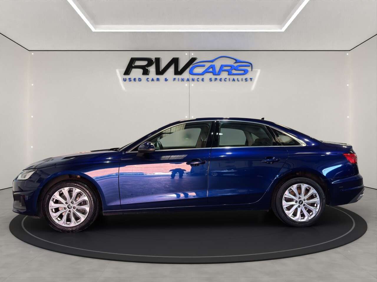 A 2022 AUDI A4 2.0 TFSI 35 Technik Saloon 4dr Petrol S Tronic Euro 6 (s/s) (150 ps) A 2022 AUDI A4 2.0 TFSI 35 Technik Saloon 4dr Petrol S Tronic Euro 6 (s/s) (150 ps)