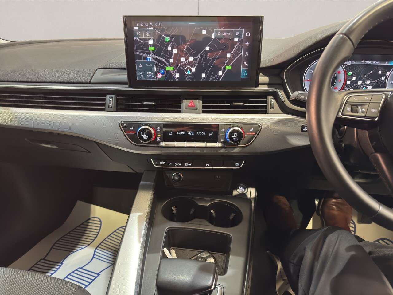 2022 AUDI A4 2022 AUDI A4