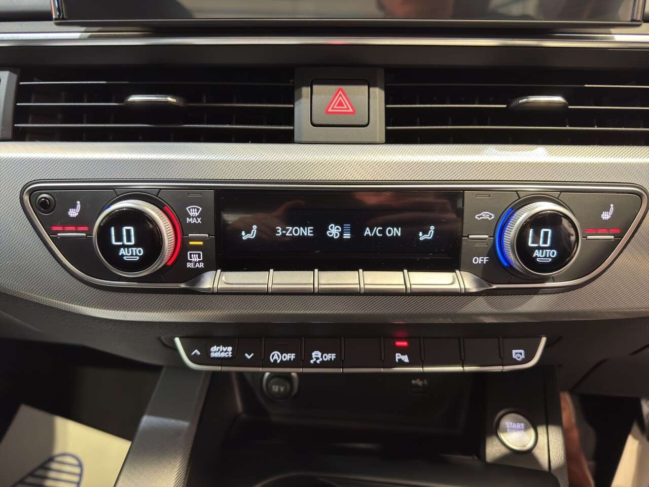 2022 AUDI A4 2022 AUDI A4