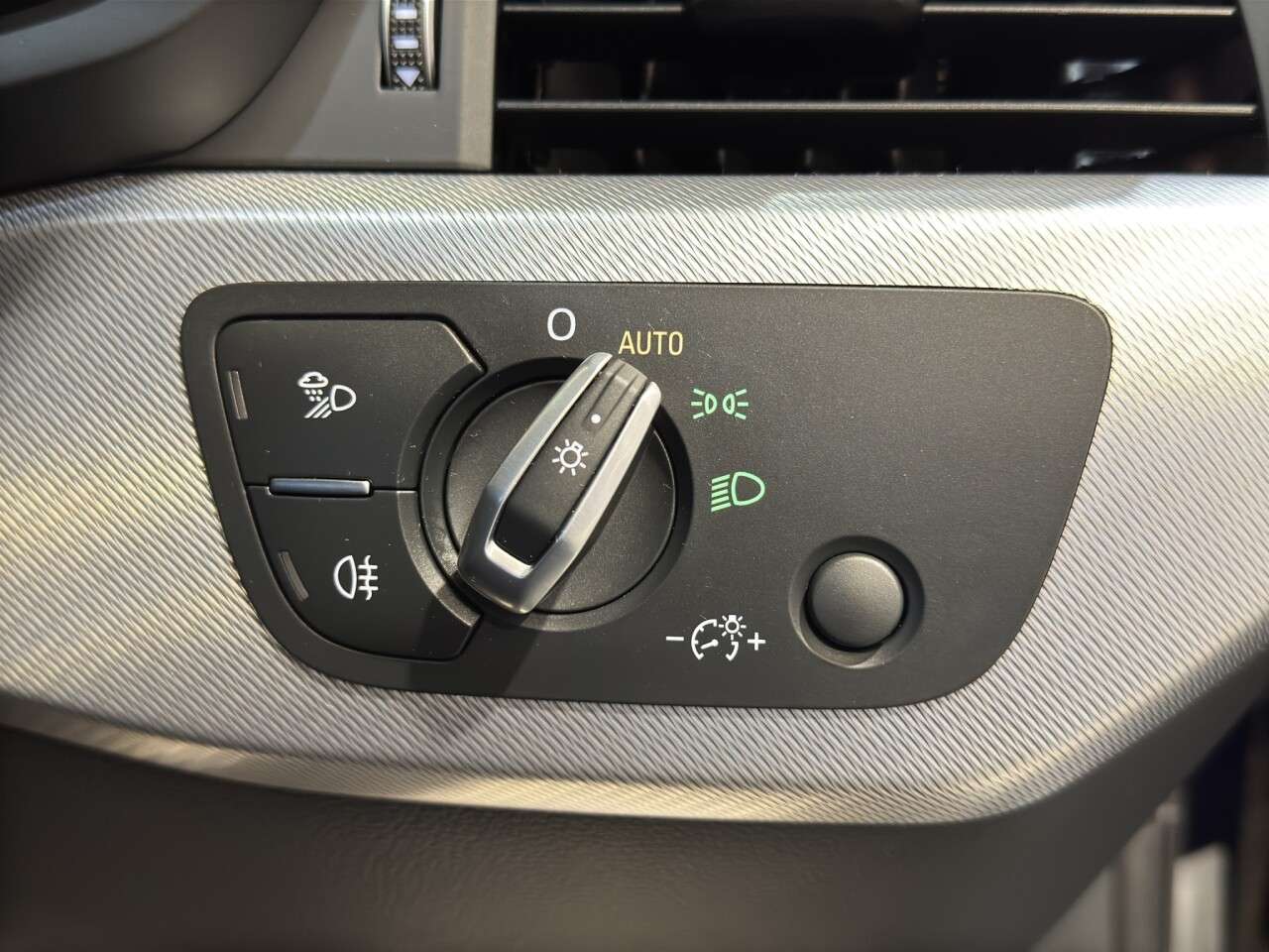 2022 AUDI A4 2022 AUDI A4