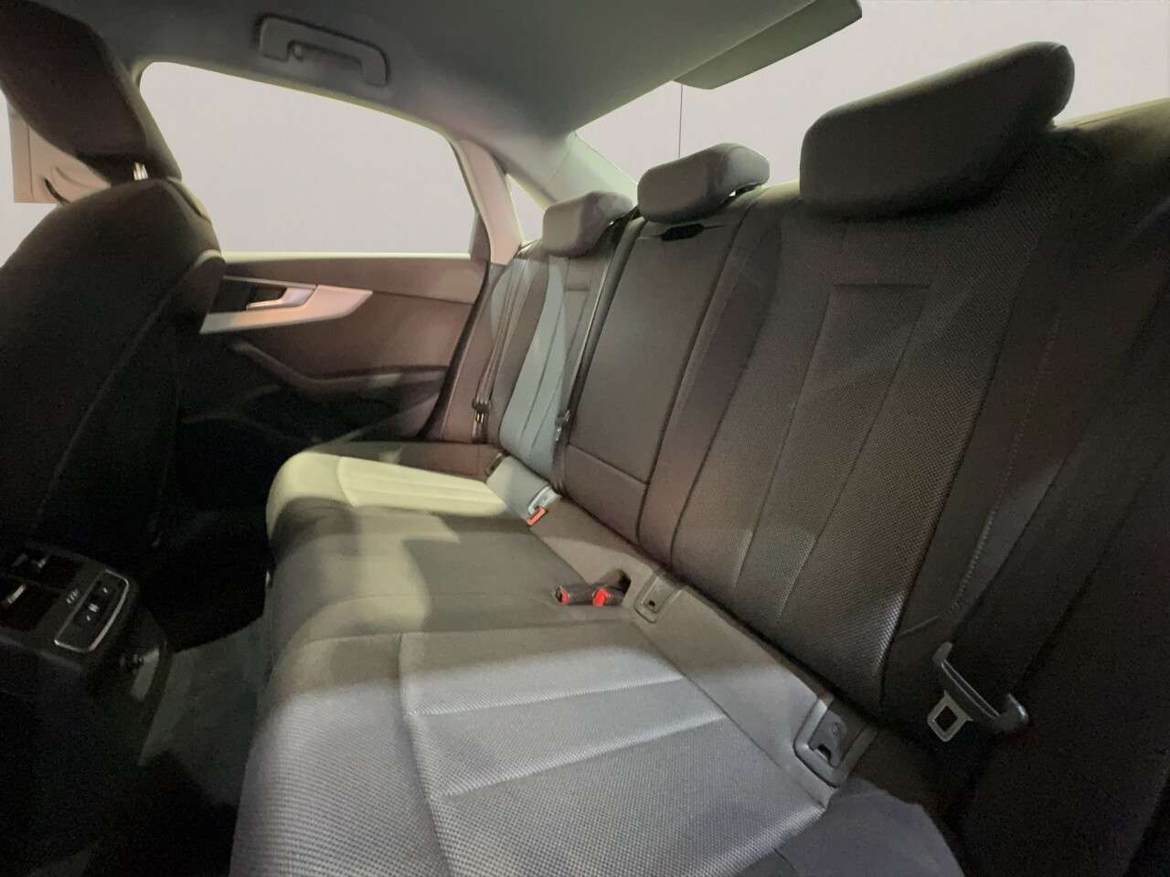 2022 AUDI A4 2022 AUDI A4