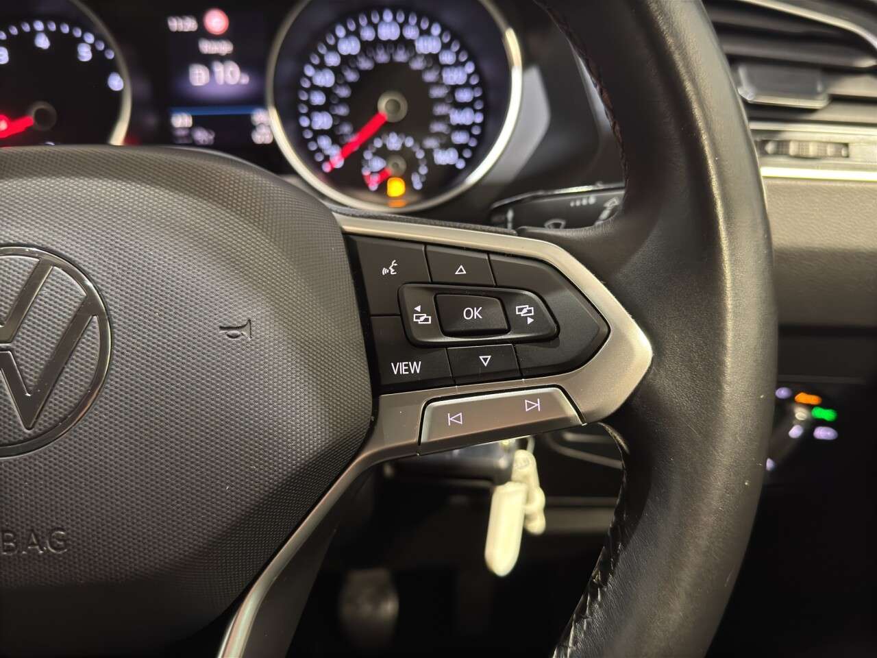 2021 VOLKSWAGEN TIGUAN 2021 VOLKSWAGEN TIGUAN