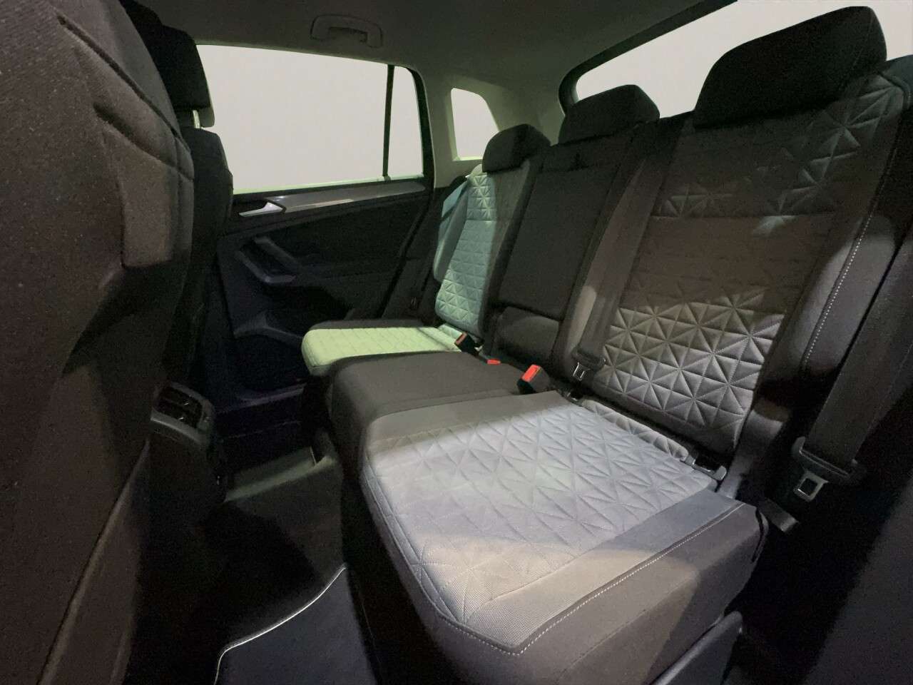 2021 VOLKSWAGEN TIGUAN 2021 VOLKSWAGEN TIGUAN