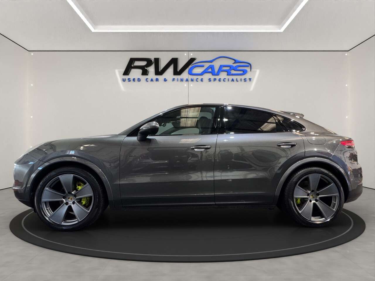 A 2019 PORSCHE CAYENNE 3.0 V6 E-Hybrid 14.1kWh Coupe 5dr Petrol Plug-in Hybrid TiptronicS 4WD Euro A 2019 PORSCHE CAYENNE 3.0 V6 E-Hybrid 14.1kWh Coupe 5dr Petrol Plug-in Hybrid TiptronicS 4WD Euro