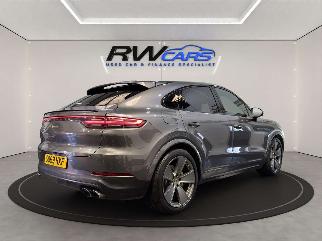 2019 PORSCHE CAYENNE 2019 PORSCHE CAYENNE