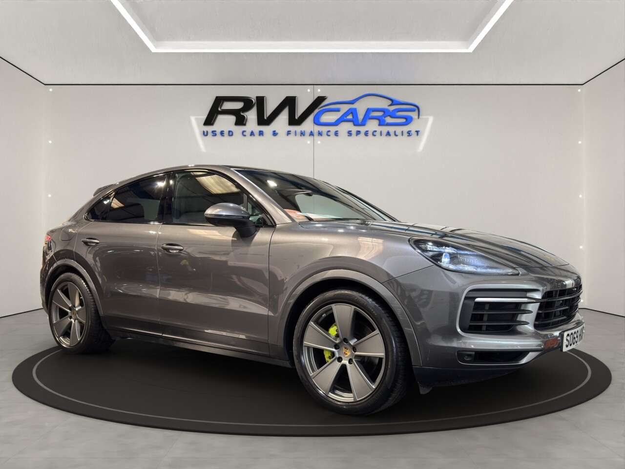 2019 PORSCHE CAYENNE 2019 PORSCHE CAYENNE