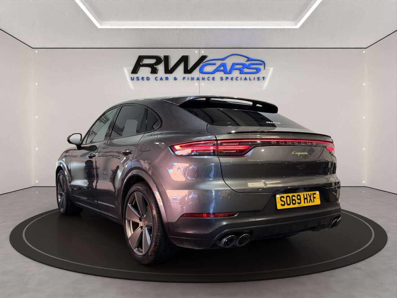 2019 PORSCHE CAYENNE 2019 PORSCHE CAYENNE