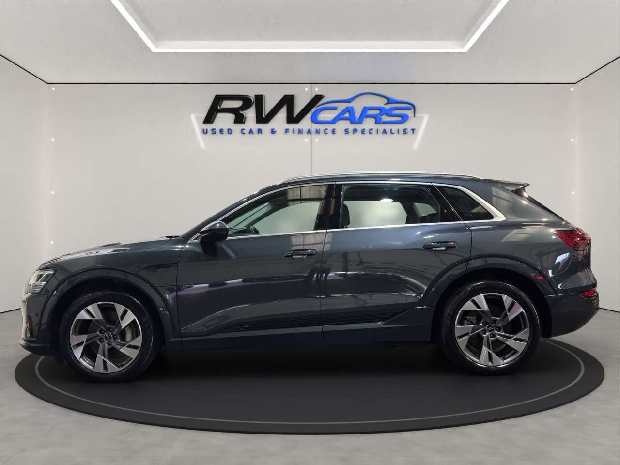 A 2023 AUDI Q8 E-TRON 50 Sport SUV 5dr Electric Auto quattro 95kWh (11kW Charger) (340 ps) A 2023 AUDI Q8 E-TRON 50 Sport SUV 5dr Electric Auto quattro 95kWh (11kW Charger) (340 ps)