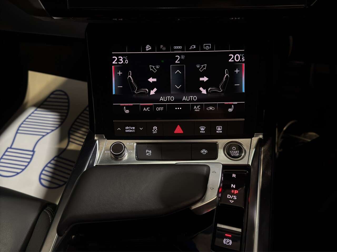 2023 AUDI Q8 E-TRON 2023 AUDI Q8 E-TRON