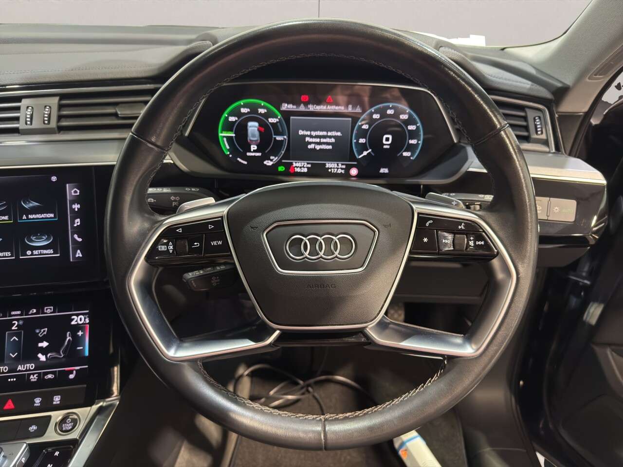 2023 AUDI Q8 E-TRON 2023 AUDI Q8 E-TRON