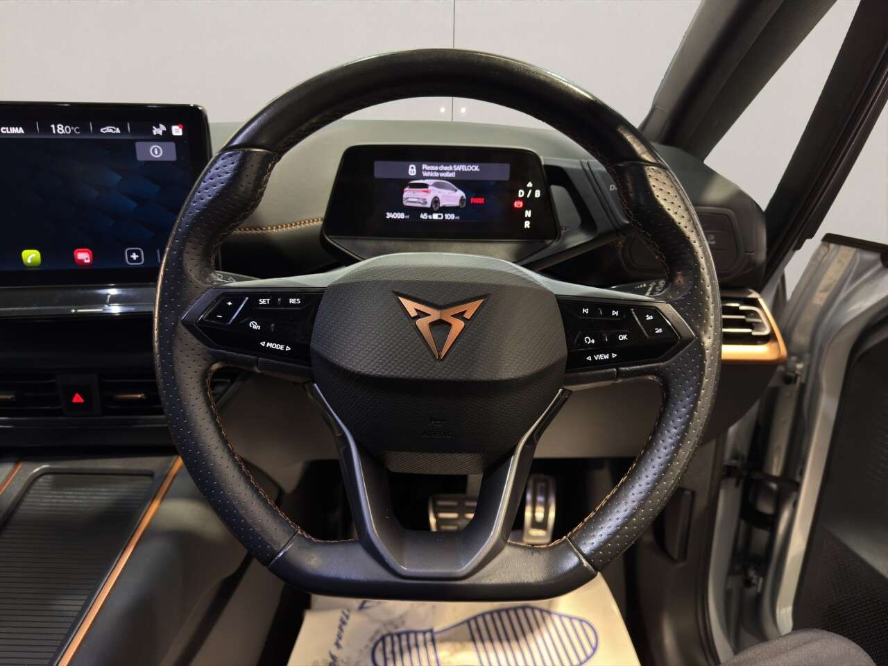 2022 CUPRA BORN 2022 CUPRA BORN