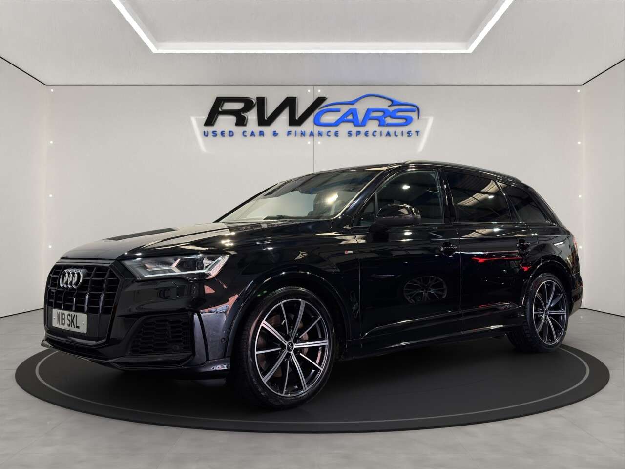 A 2022 AUDI Q7 3.0 TFSI V6 55 Black Edition SUV 5dr Petrol Tiptronic quattro Euro 6 (s/s) A 2022 AUDI Q7 3.0 TFSI V6 55 Black Edition SUV 5dr Petrol Tiptronic quattro Euro 6 (s/s)