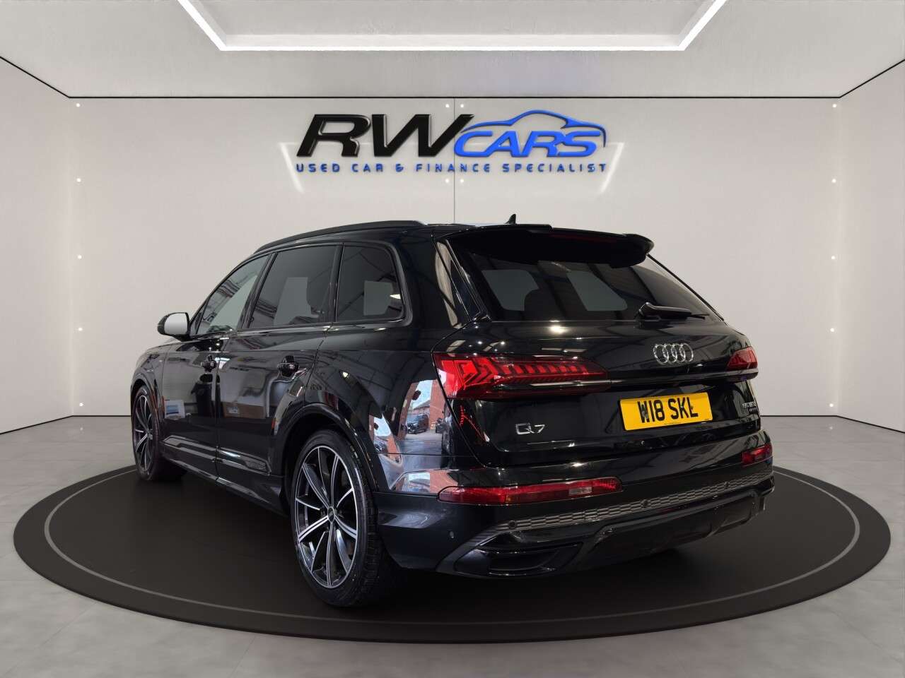 A 2022 AUDI Q7 3.0 TFSI V6 55 Black Edition SUV 5dr Petrol Tiptronic quattro Euro 6 (s/s) A 2022 AUDI Q7 3.0 TFSI V6 55 Black Edition SUV 5dr Petrol Tiptronic quattro Euro 6 (s/s)