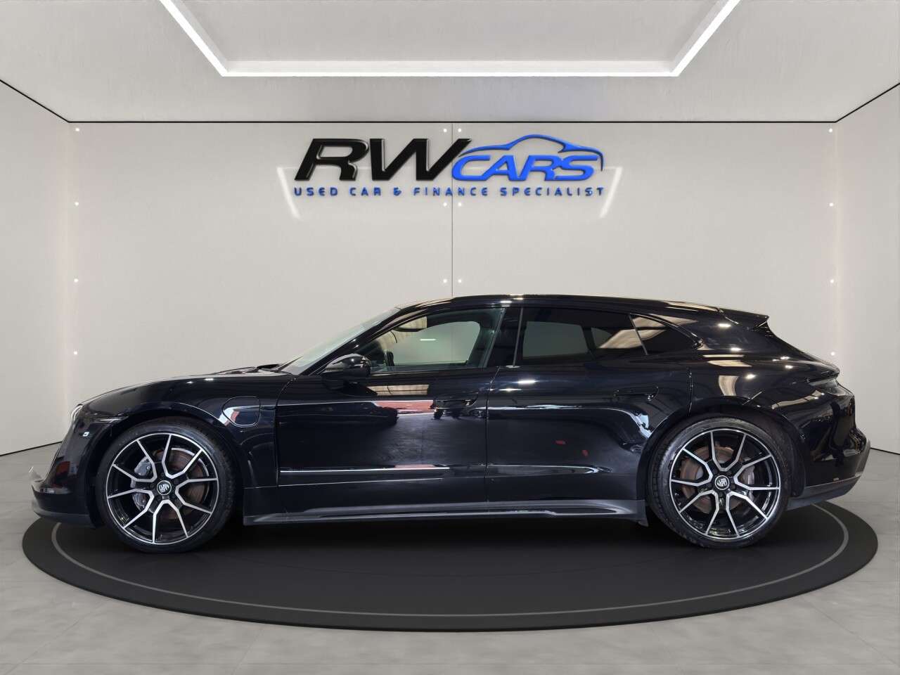 A 2022 PORSCHE TAYCAN Performance 79.2kWh Sport Turismo 5dr Electric Auto RWD (11kW Charger) (408 A 2022 PORSCHE TAYCAN Performance 79.2kWh Sport Turismo 5dr Electric Auto RWD (11kW Charger) (408