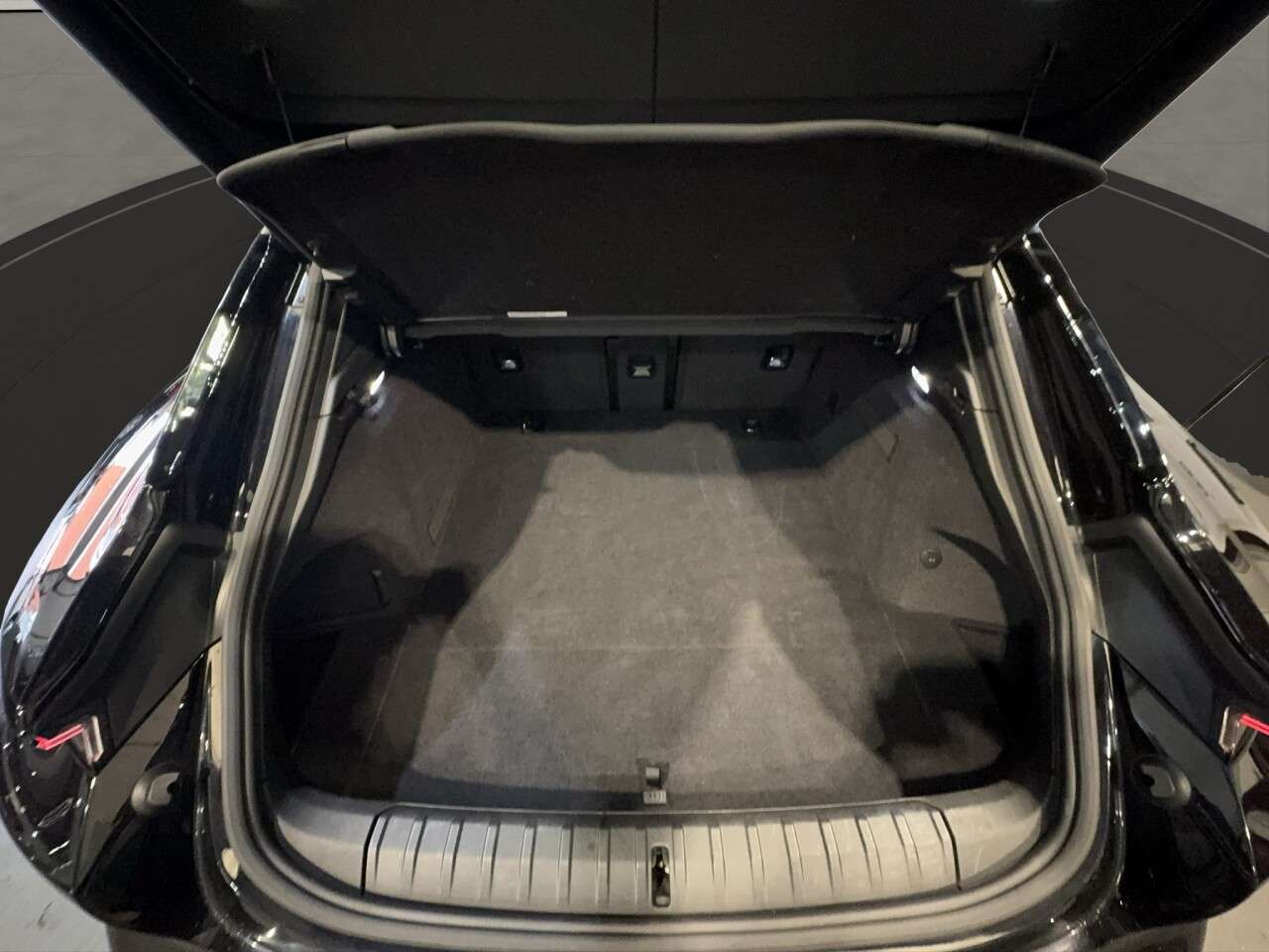 2022 PORSCHE TAYCAN 2022 PORSCHE TAYCAN