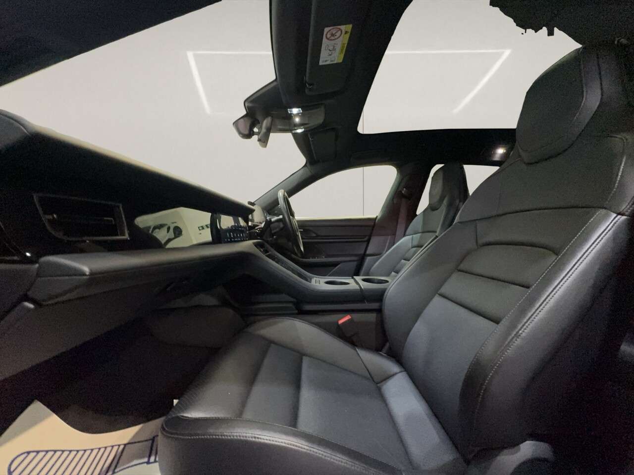 2022 PORSCHE TAYCAN 2022 PORSCHE TAYCAN