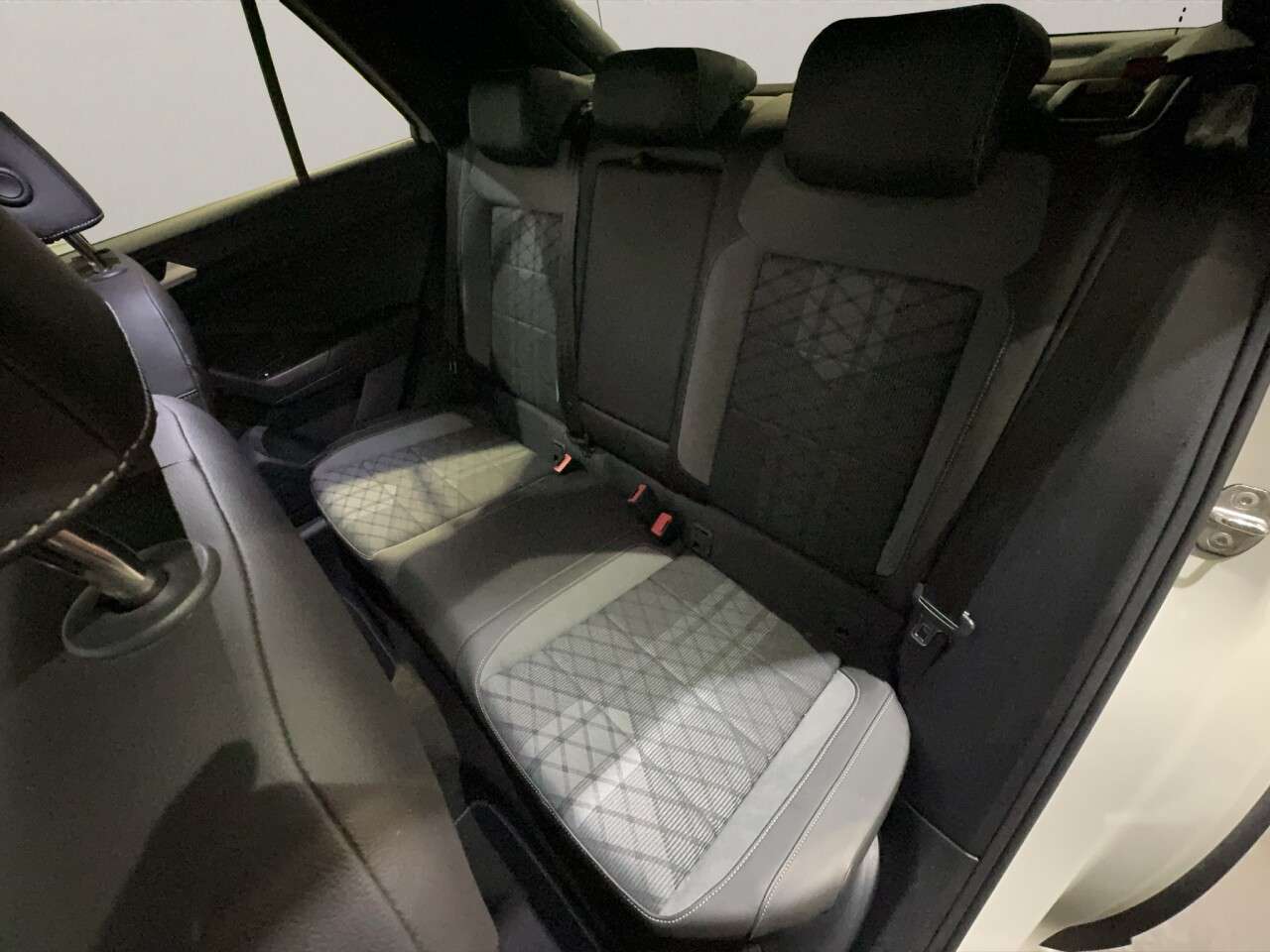 2022 VOLKSWAGEN T-ROC 2022 VOLKSWAGEN T-ROC
