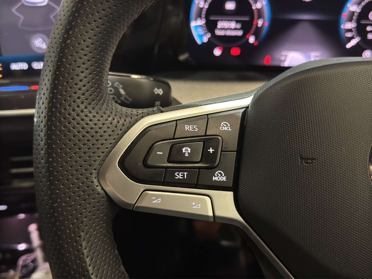 2025 VOLKSWAGEN GOLF 2025 VOLKSWAGEN GOLF