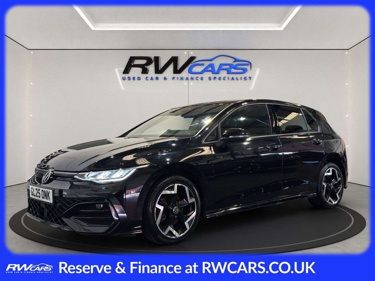 A 2025 VOLKSWAGEN GOLF 1.5 TSI R-Line Hatchback 5dr Petrol Manual Euro 6 (s/s) (150 ps) A 2025 VOLKSWAGEN GOLF 1.5 TSI R-Line Hatchback 5dr Petrol Manual Euro 6 (s/s) (150 ps)