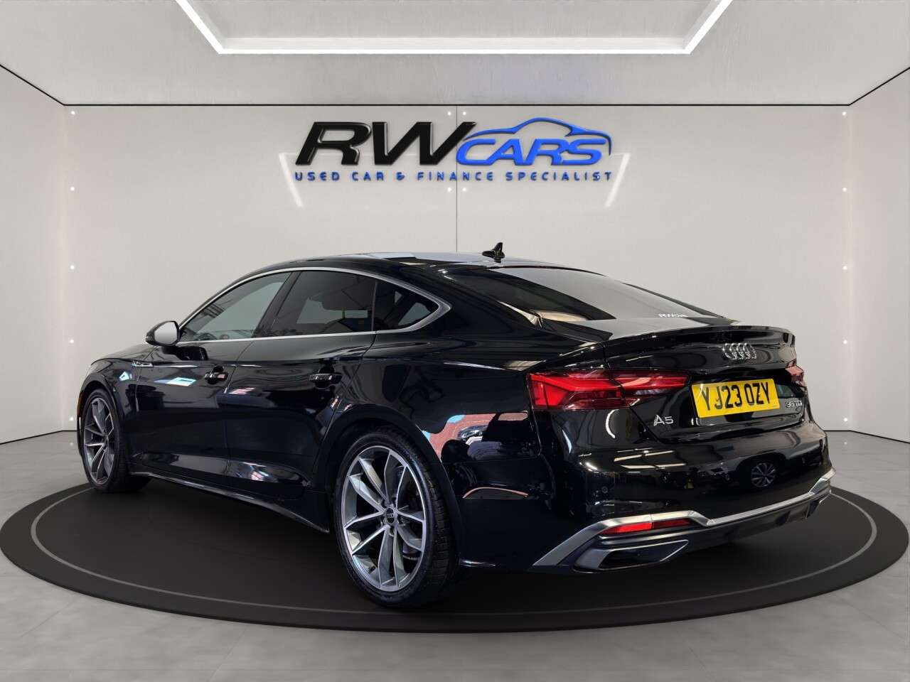 A 2023 AUDI A5 2.0 TDI 35 S line Sportback 5dr Diesel S Tronic Euro 6 (s/s) (163 ps) A 2023 AUDI A5 2.0 TDI 35 S line Sportback 5dr Diesel S Tronic Euro 6 (s/s) (163 ps)