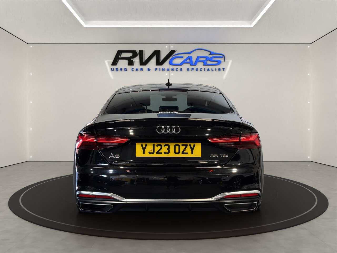 A 2023 AUDI A5 2.0 TDI 35 S line Sportback 5dr Diesel S Tronic Euro 6 (s/s) (163 ps) A 2023 AUDI A5 2.0 TDI 35 S line Sportback 5dr Diesel S Tronic Euro 6 (s/s) (163 ps)