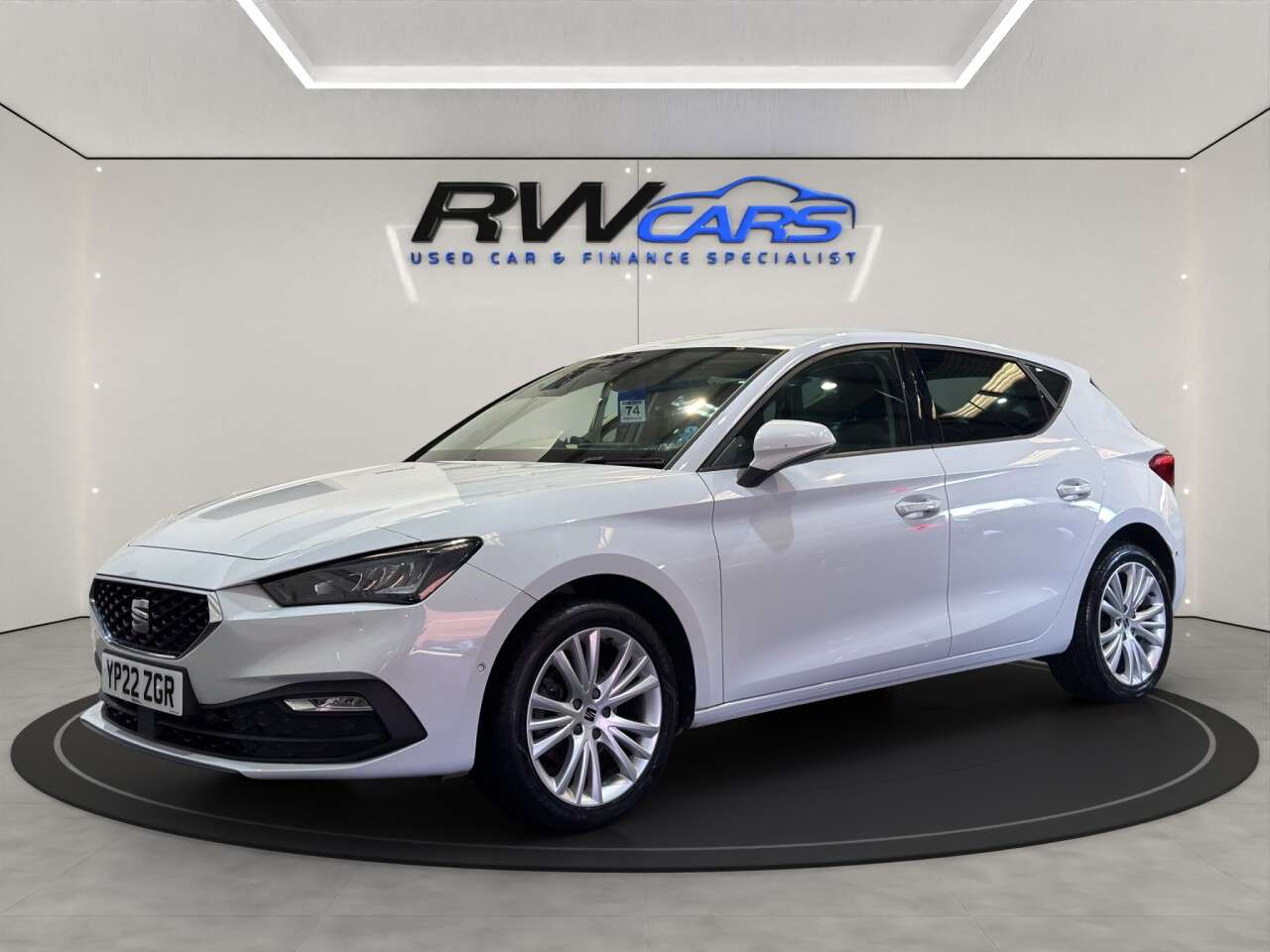 A 2022 SEAT LEON 1.0 TSI EVO SE Dynamic Hatchback 5dr Petrol Manual Euro 6 (s/s) (110 ps) A 2022 SEAT LEON 1.0 TSI EVO SE Dynamic Hatchback 5dr Petrol Manual Euro 6 (s/s) (110 ps)