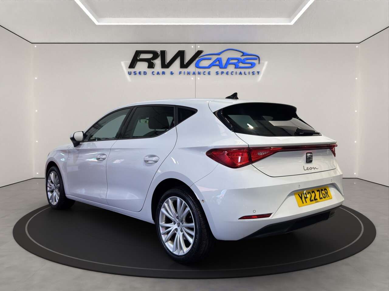 A 2022 SEAT LEON 1.0 TSI EVO SE Dynamic Hatchback 5dr Petrol Manual Euro 6 (s/s) (110 ps) A 2022 SEAT LEON 1.0 TSI EVO SE Dynamic Hatchback 5dr Petrol Manual Euro 6 (s/s) (110 ps)