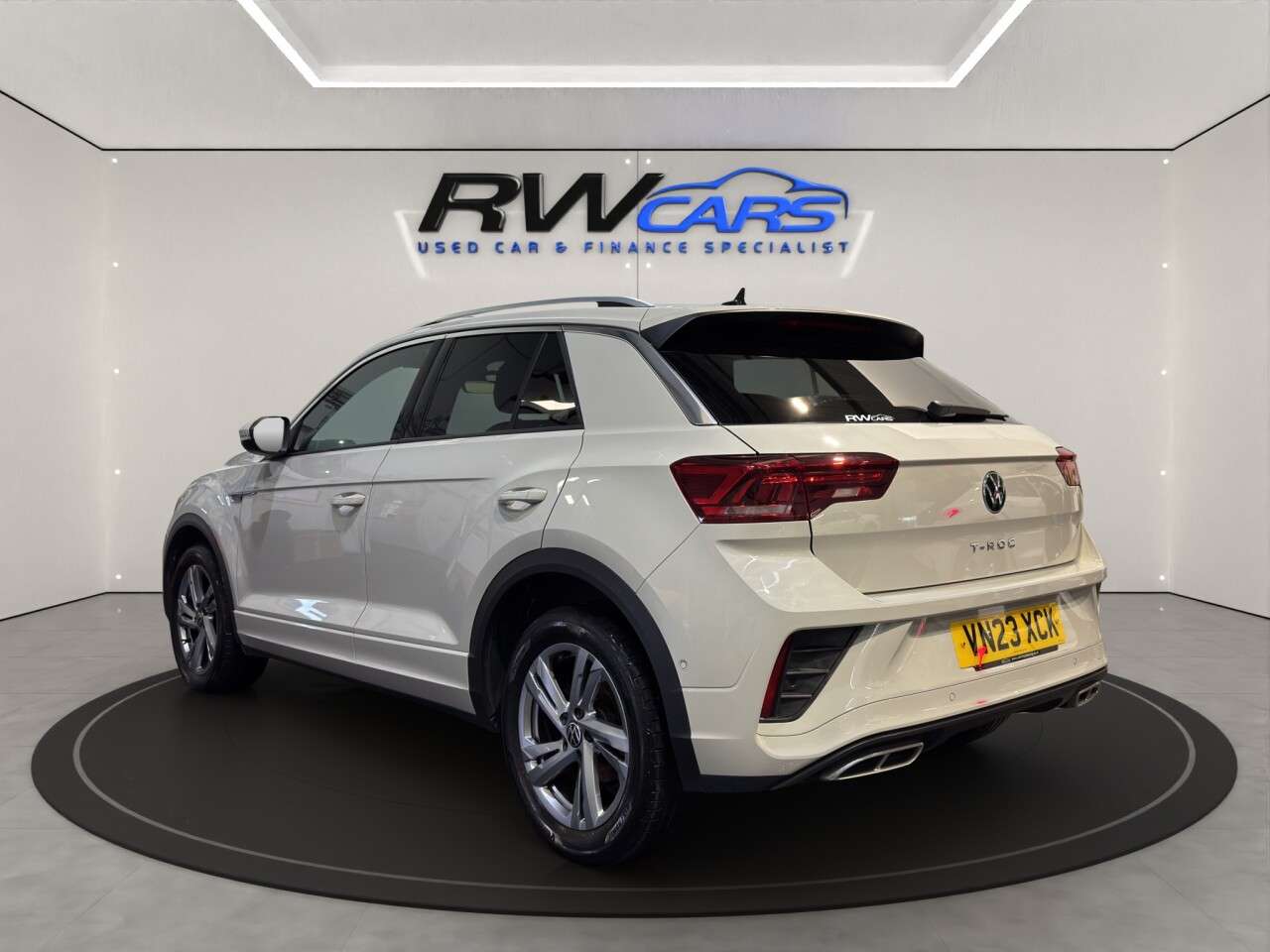 A 2023 VOLKSWAGEN T-ROC 1.5 TSI R-Line SUV 5dr Petrol Manual Euro 6 (s/s) (150 ps) A 2023 VOLKSWAGEN T-ROC 1.5 TSI R-Line SUV 5dr Petrol Manual Euro 6 (s/s) (150 ps)