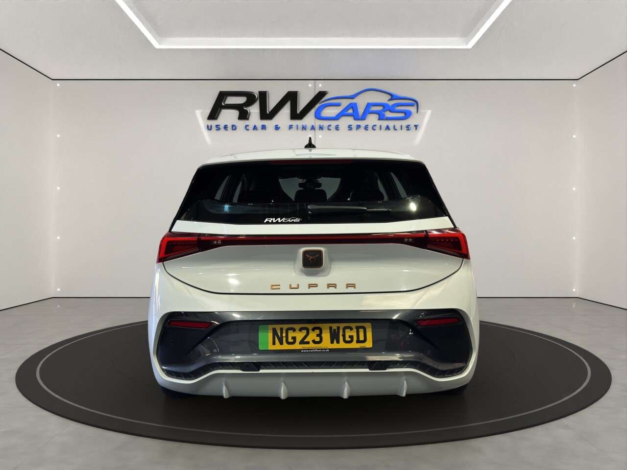 2023 CUPRA BORN 2023 CUPRA BORN