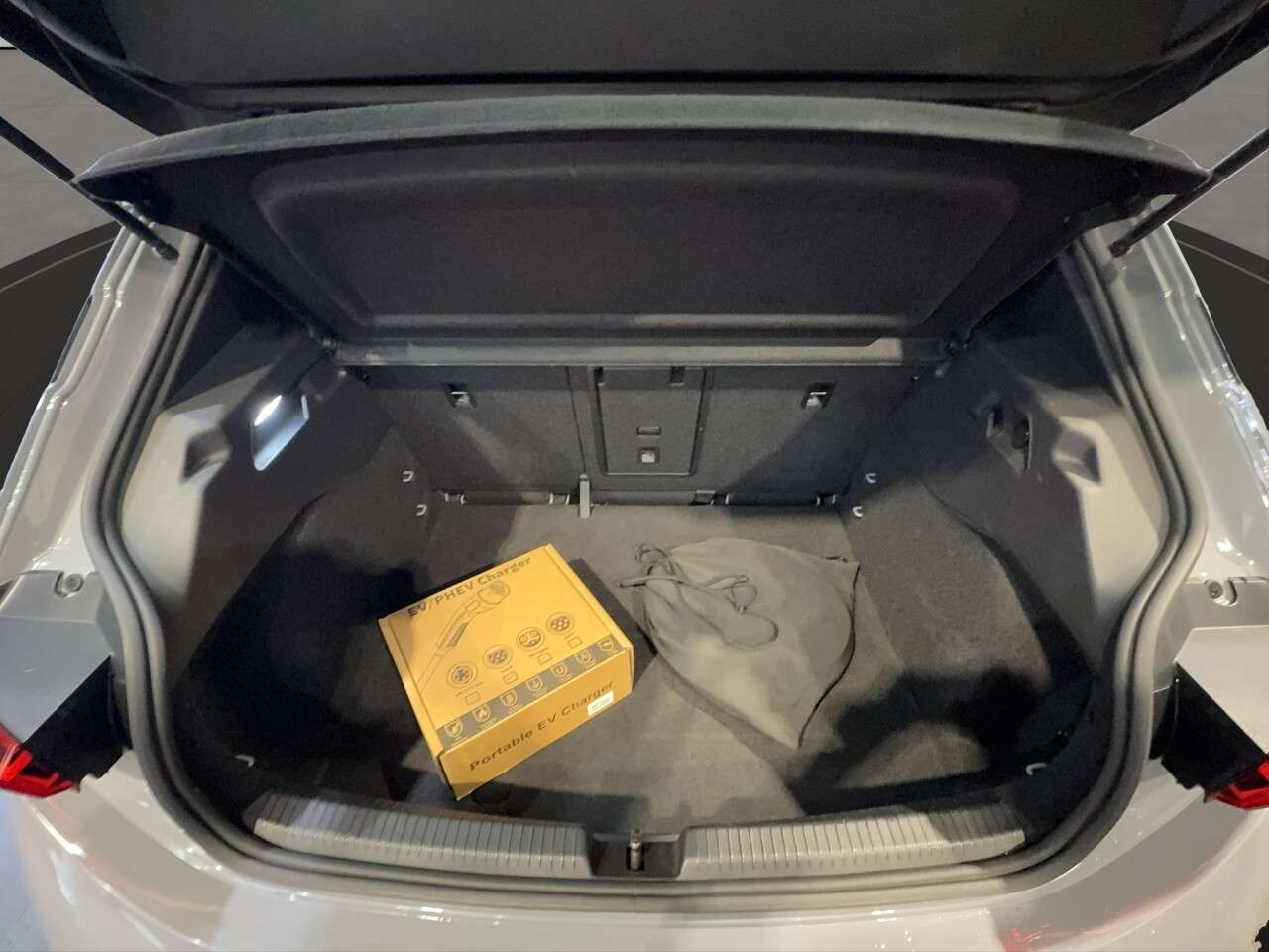 2022 CUPRA BORN 2022 CUPRA BORN