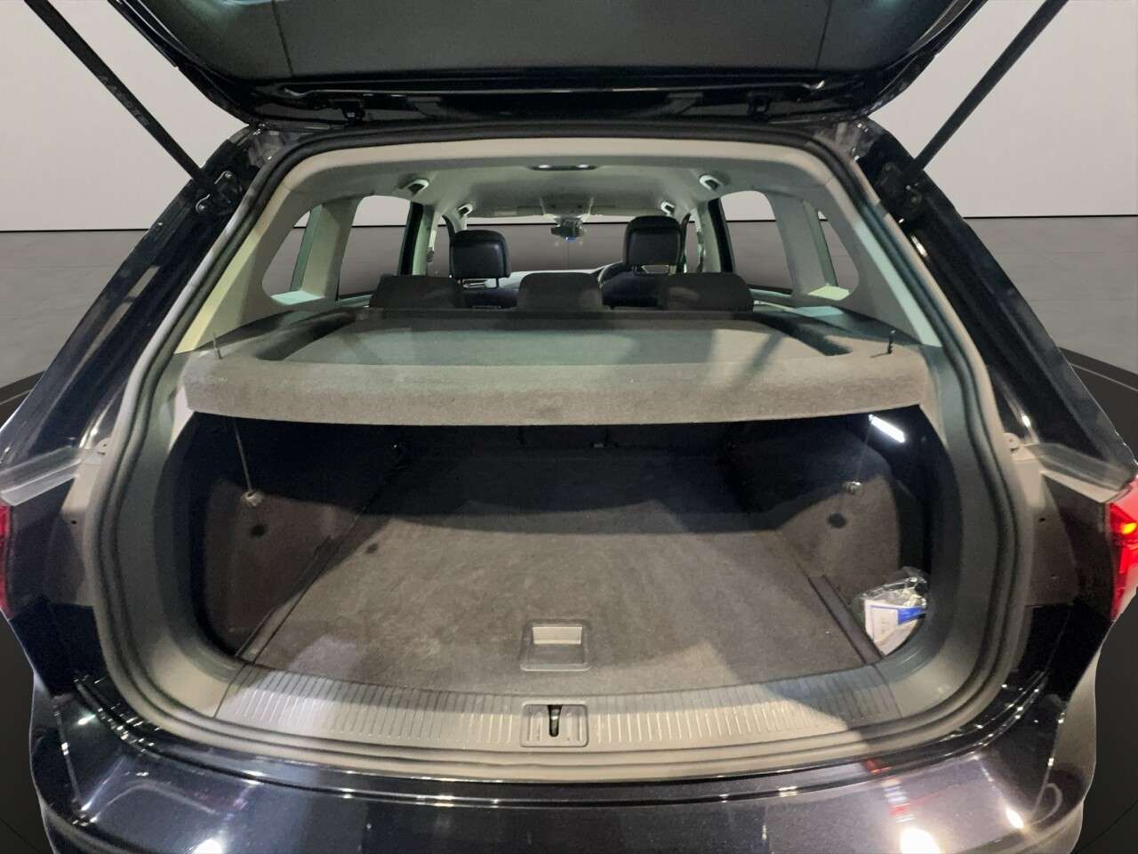 2022 VOLKSWAGEN TIGUAN 2022 VOLKSWAGEN TIGUAN