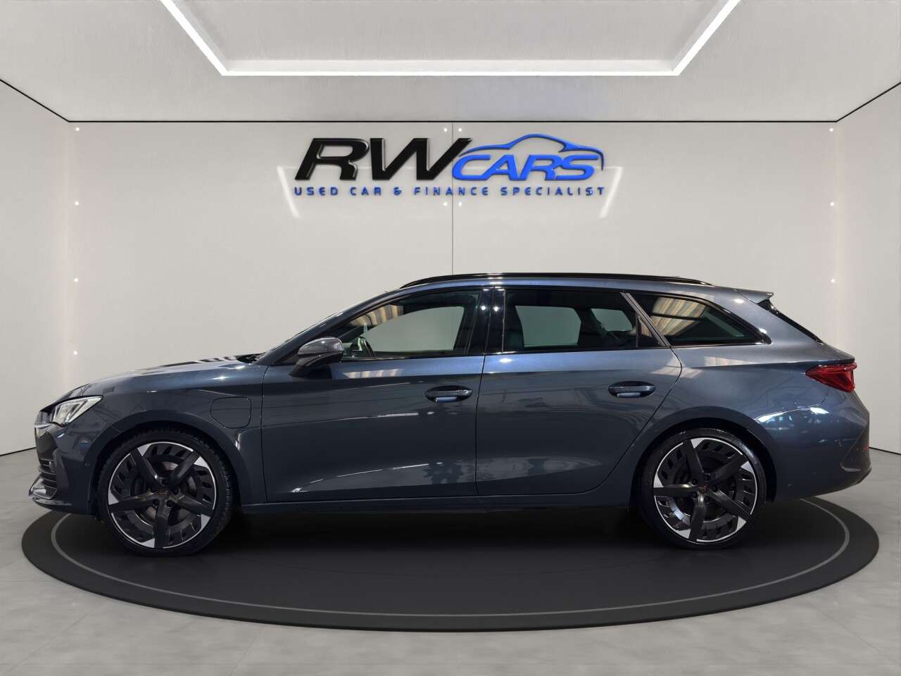 A 2022 CUPRA LEON 1.4 eHybrid 12.8kWh VZ3 Estate 5dr Petrol Plug-in Hybrid DSG Euro 6 (s/s) ( A 2022 CUPRA LEON 1.4 eHybrid 12.8kWh VZ3 Estate 5dr Petrol Plug-in Hybrid DSG Euro 6 (s/s) (
