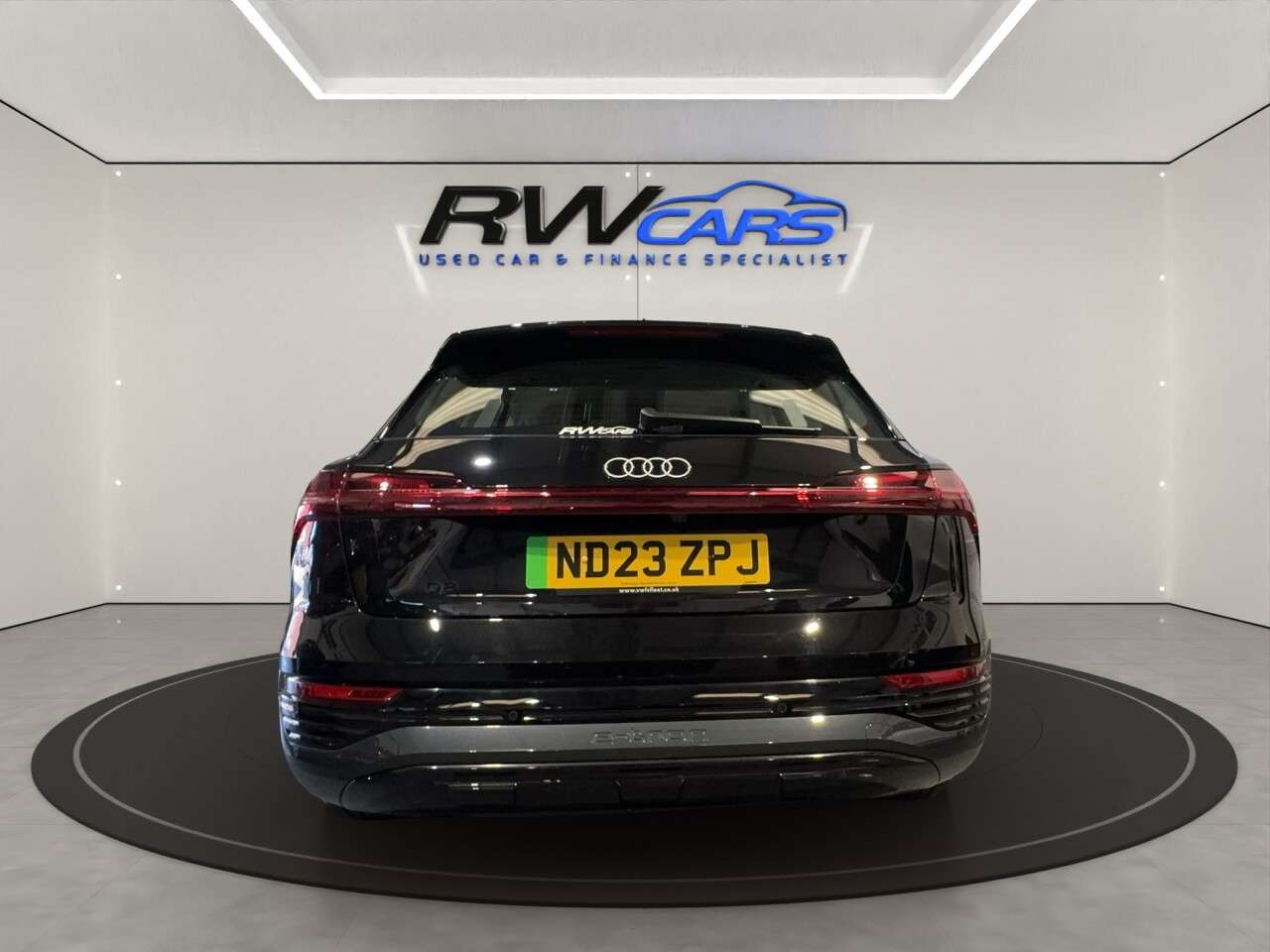 2023 AUDI Q8 E-TRON 2023 AUDI Q8 E-TRON