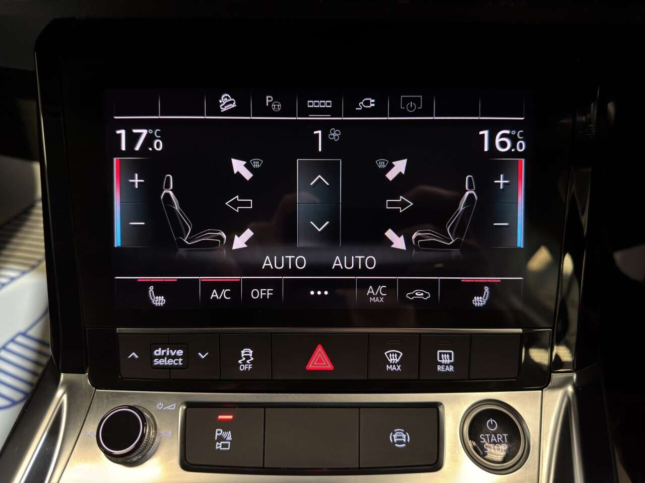 2023 AUDI Q8 E-TRON 2023 AUDI Q8 E-TRON