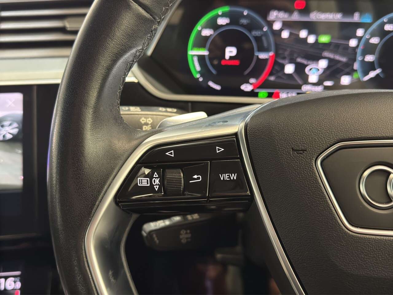 2023 AUDI Q8 E-TRON 2023 AUDI Q8 E-TRON
