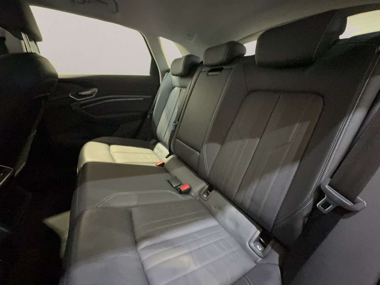 2023 AUDI Q8 E-TRON 2023 AUDI Q8 E-TRON