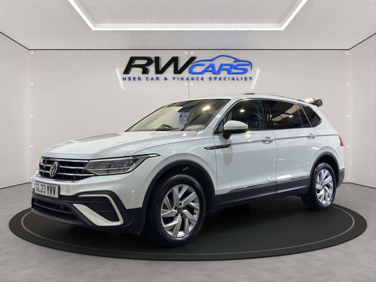 A 2023 VOLKSWAGEN TIGUAN ALLSPACE 1.5 TSI Life SUV 5dr Petrol DSG Euro 6 (s/s) (150 ps) A 2023 VOLKSWAGEN TIGUAN ALLSPACE 1.5 TSI Life SUV 5dr Petrol DSG Euro 6 (s/s) (150 ps)