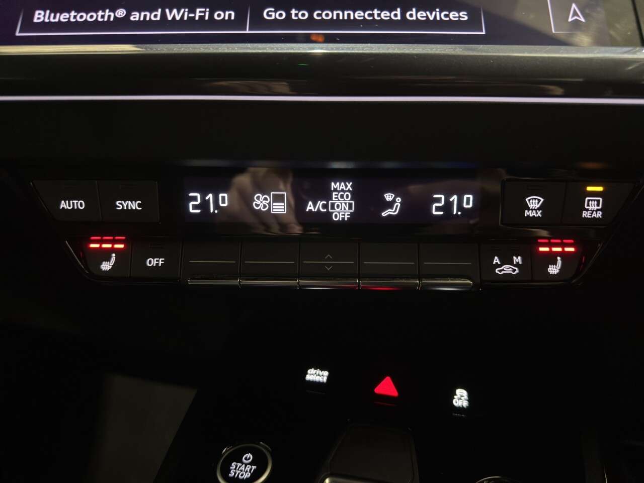 2022 AUDI Q4 E-TRON 2022 AUDI Q4 E-TRON