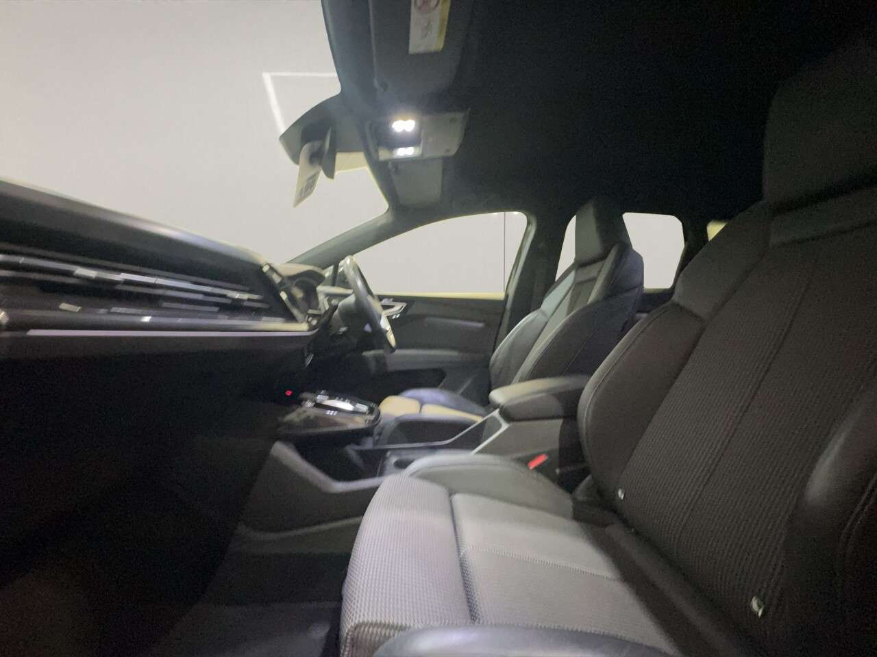 2022 AUDI Q4 E-TRON 2022 AUDI Q4 E-TRON