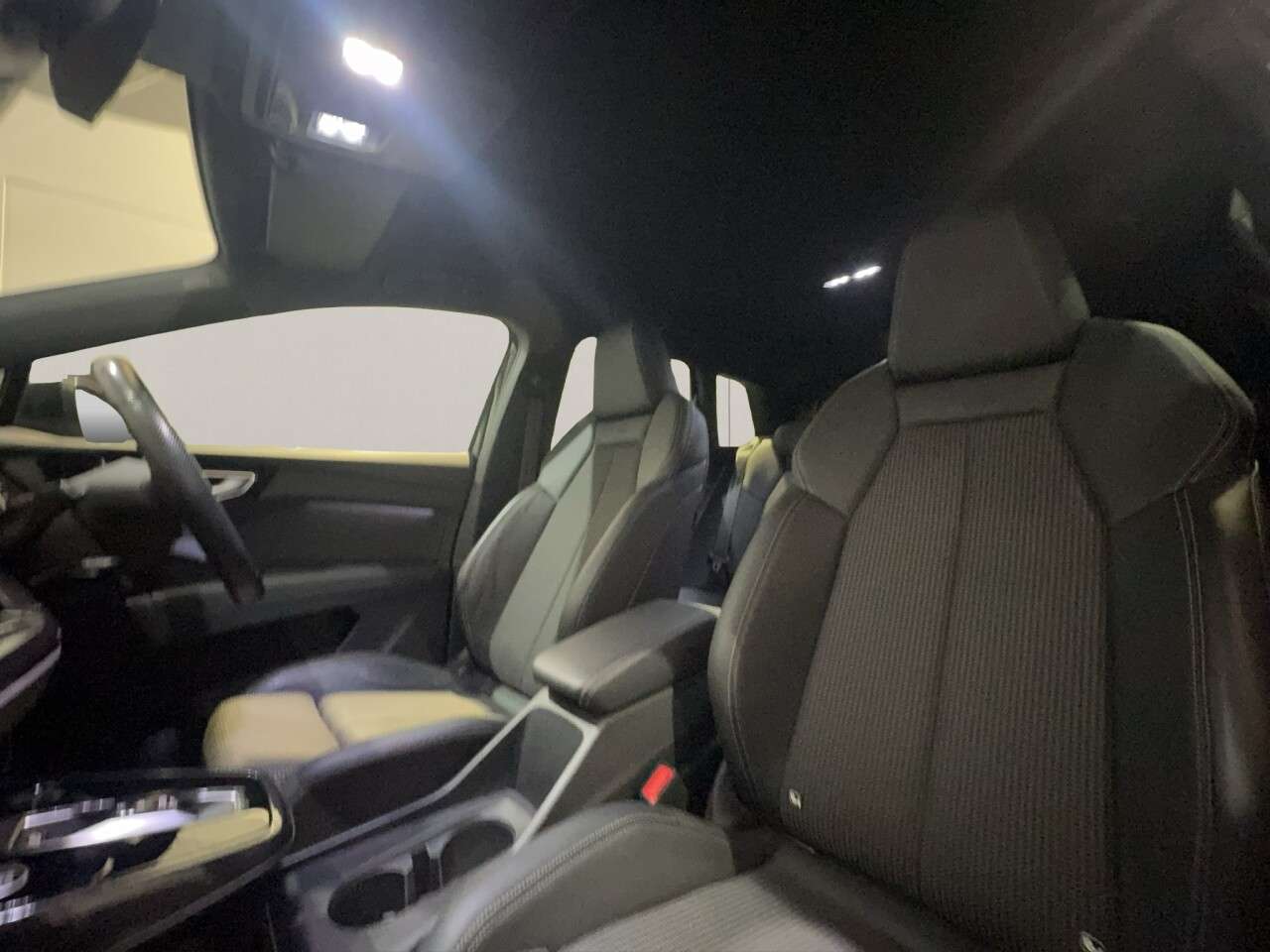 2022 AUDI Q4 E-TRON 2022 AUDI Q4 E-TRON