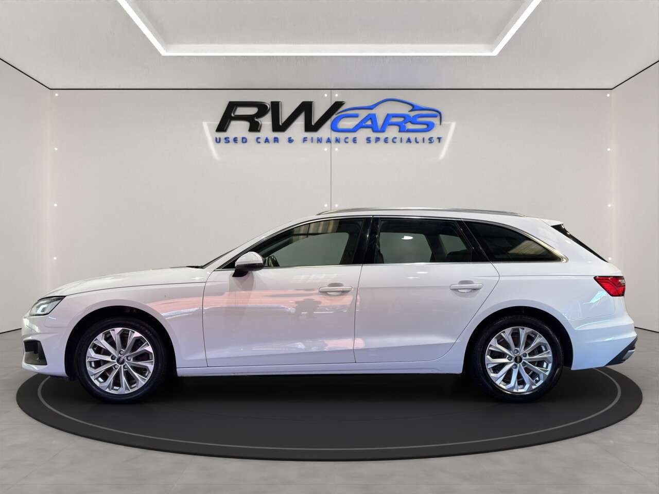 A 2023 AUDI A4 AVANT 2.0 TFSI 35 Technik Estate 5dr Petrol S Tronic Euro 6 (s/s) (150 ps) A 2023 AUDI A4 AVANT 2.0 TFSI 35 Technik Estate 5dr Petrol S Tronic Euro 6 (s/s) (150 ps)