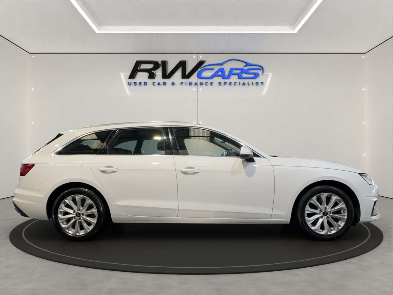 2023 AUDI A4 AVANT 2023 AUDI A4 AVANT