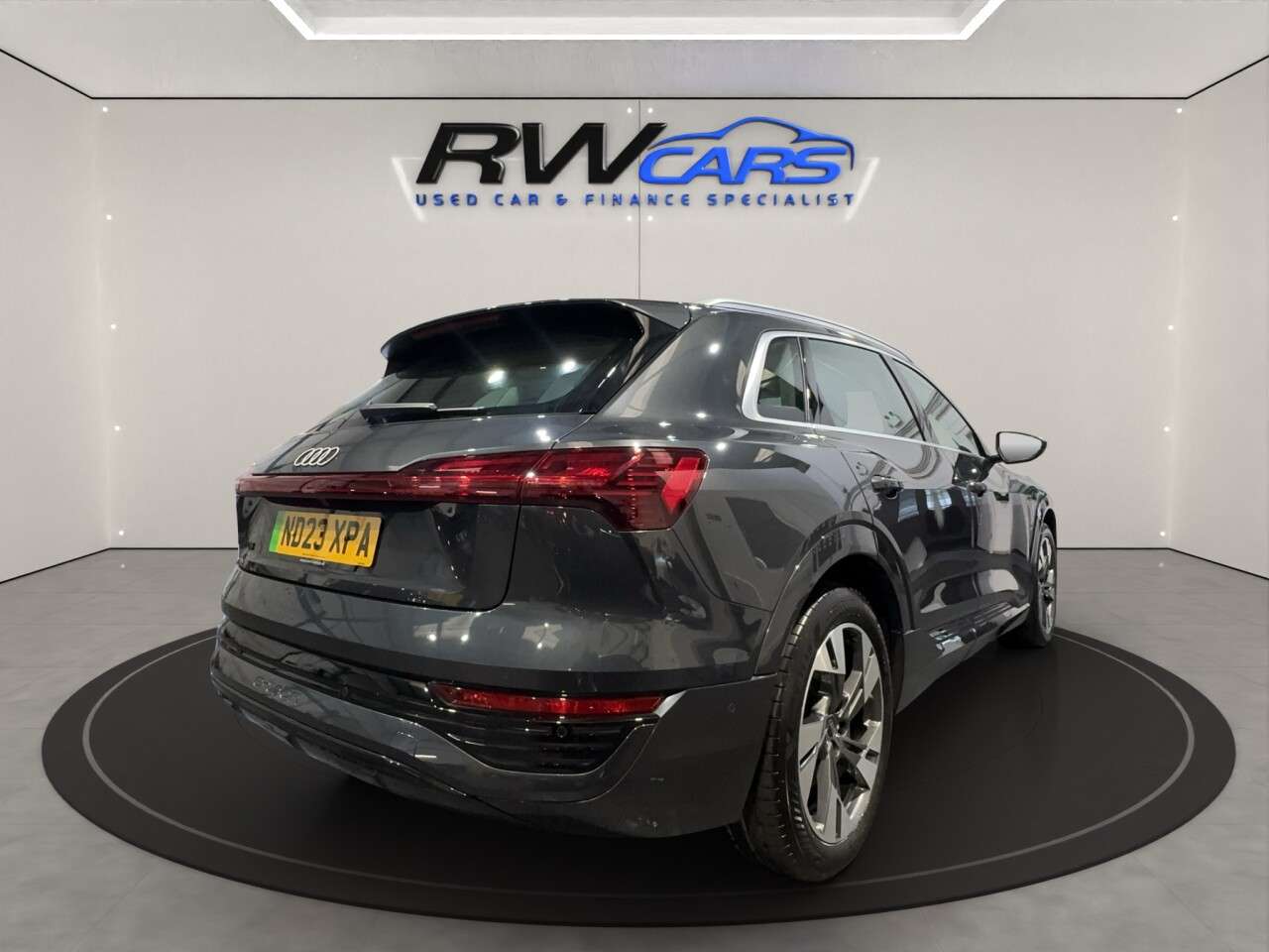 2023 AUDI Q8 E-TRON 2023 AUDI Q8 E-TRON