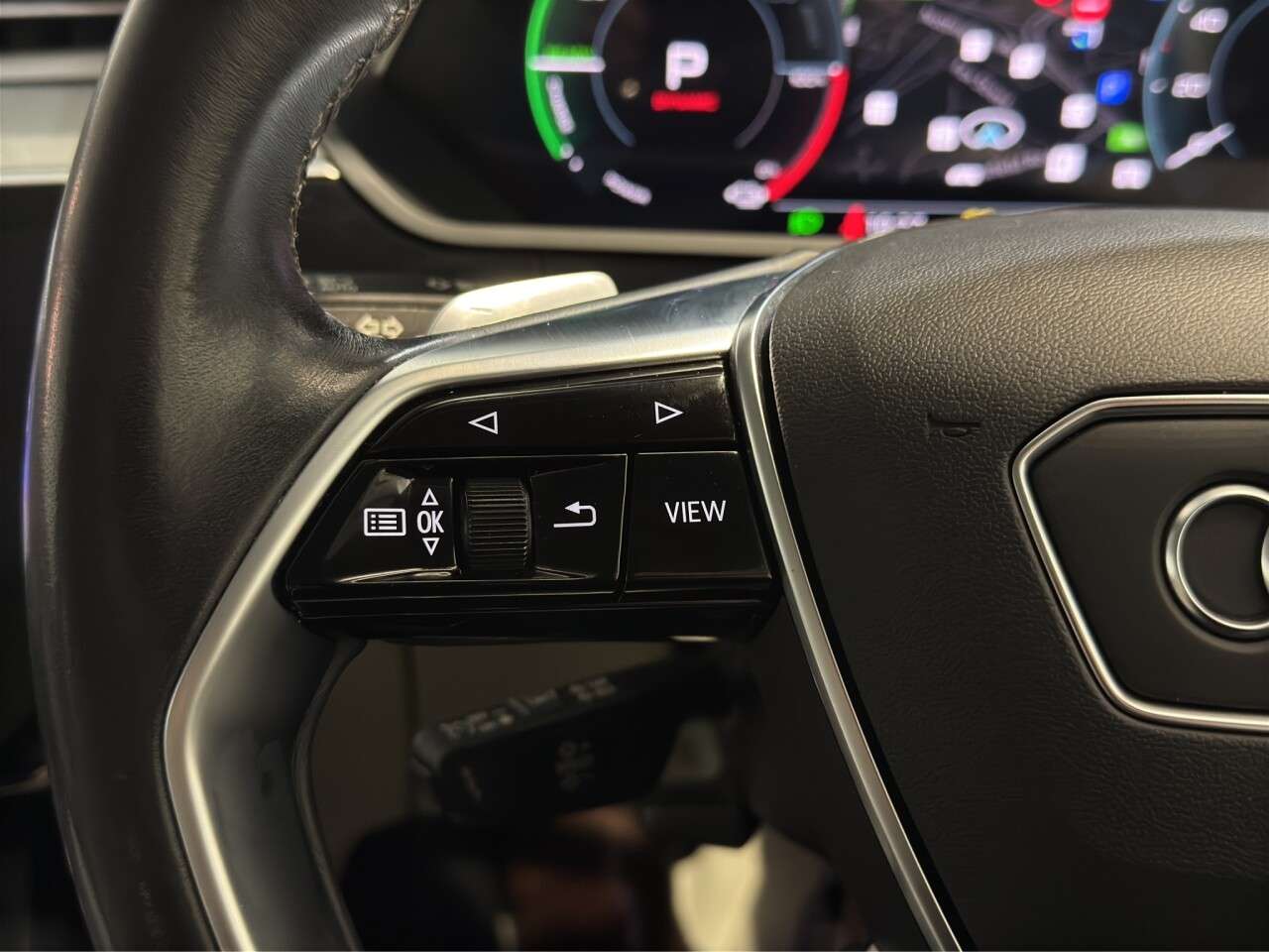 2023 AUDI Q8 E-TRON 2023 AUDI Q8 E-TRON
