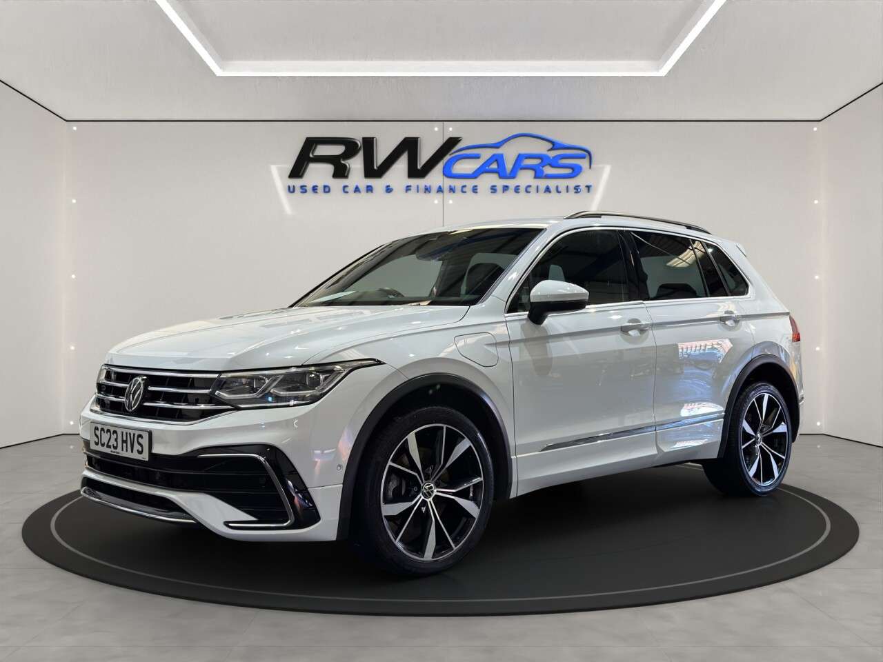 A 2023 VOLKSWAGEN TIGUAN 1.4 TSI 13kWh R-Line SUV 5dr Petrol Plug-in Hybrid DSG Euro 6 (s/s) (245 ps A 2023 VOLKSWAGEN TIGUAN 1.4 TSI 13kWh R-Line SUV 5dr Petrol Plug-in Hybrid DSG Euro 6 (s/s) (245 ps