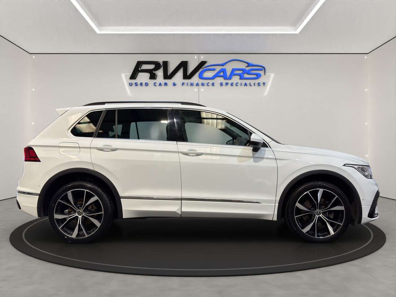 2023 VOLKSWAGEN TIGUAN 2023 VOLKSWAGEN TIGUAN
