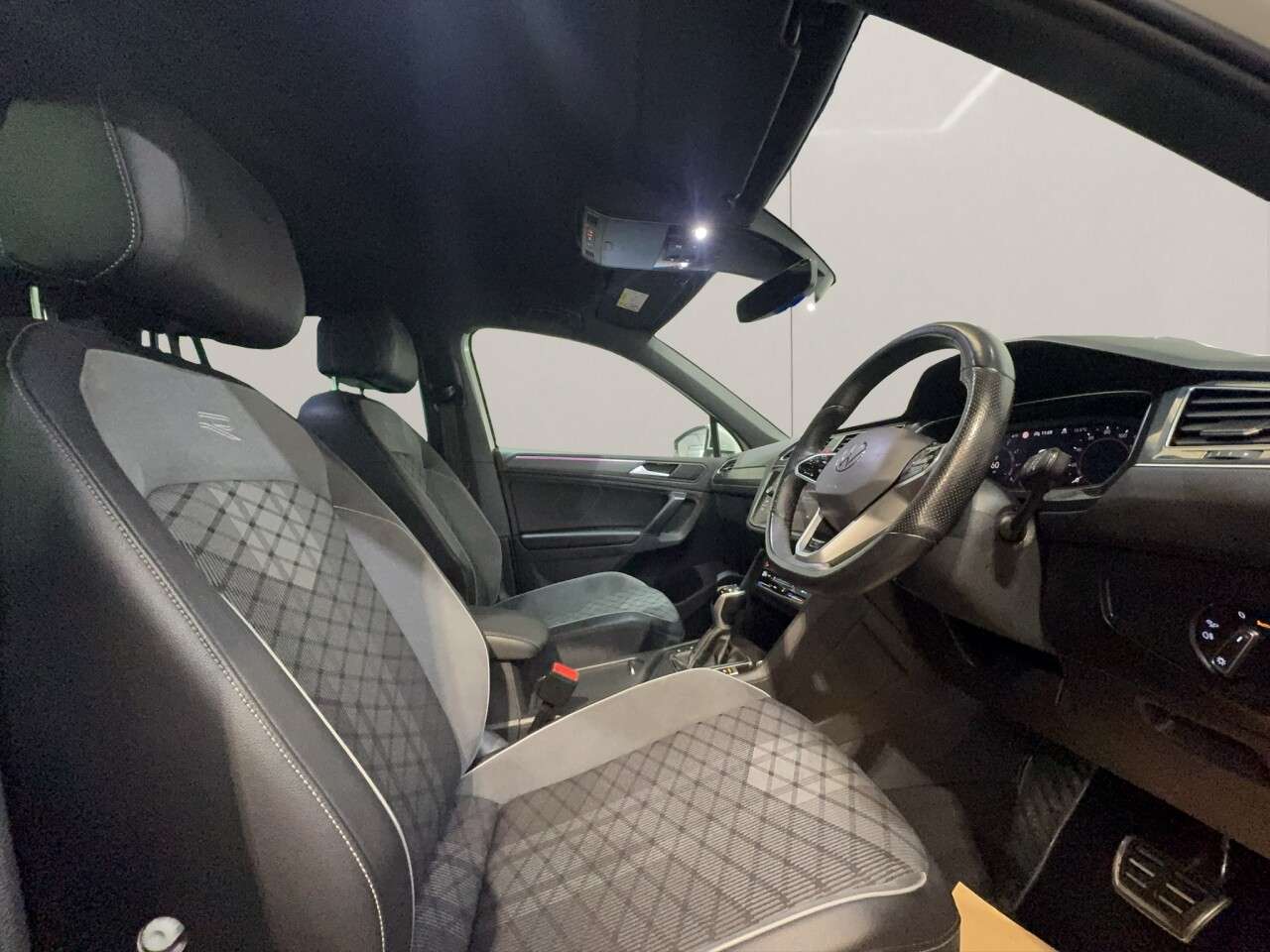 2023 VOLKSWAGEN TIGUAN 2023 VOLKSWAGEN TIGUAN