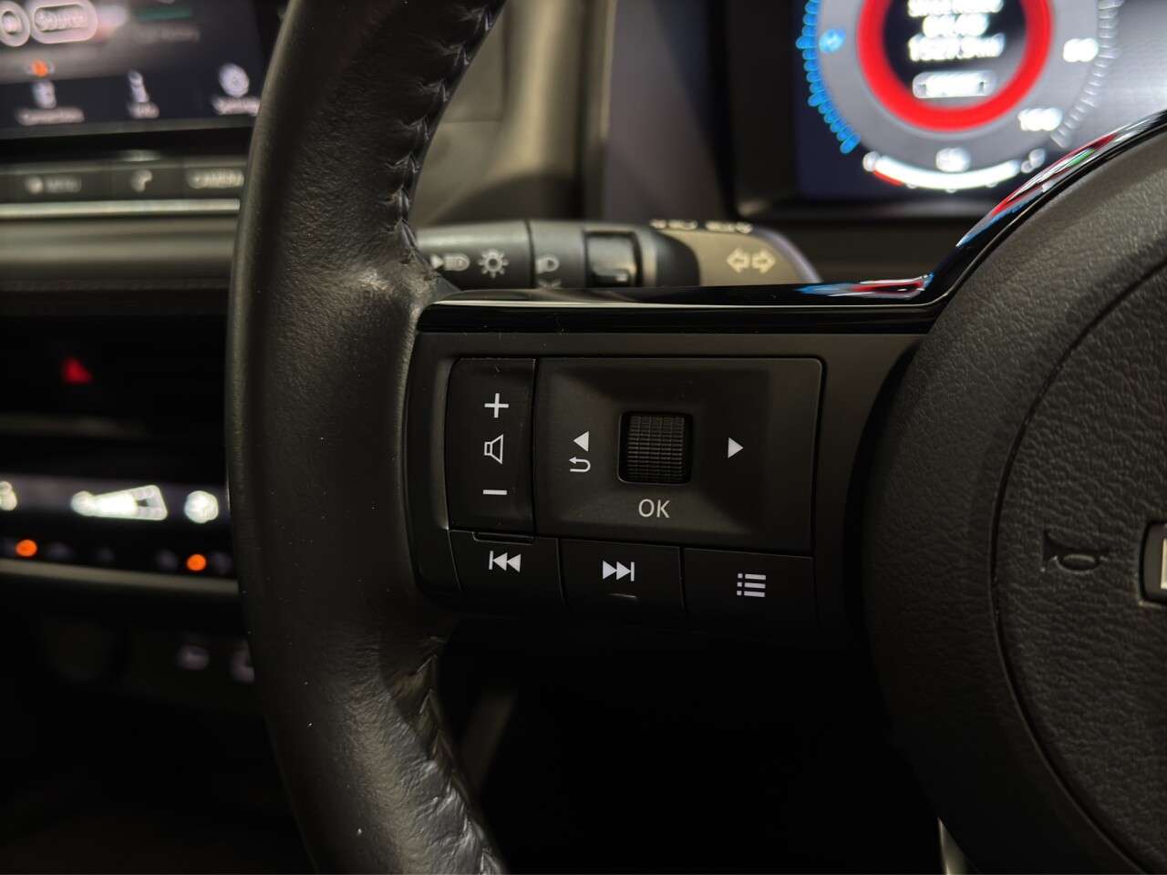 2024 NISSAN X-TRAIL 2024 NISSAN X-TRAIL